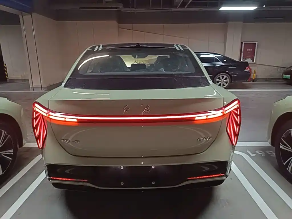 Hongqi EH7 2026