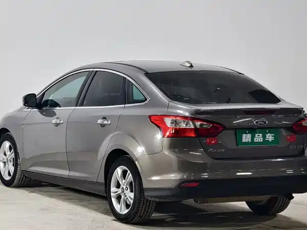 Ford Focus 2012