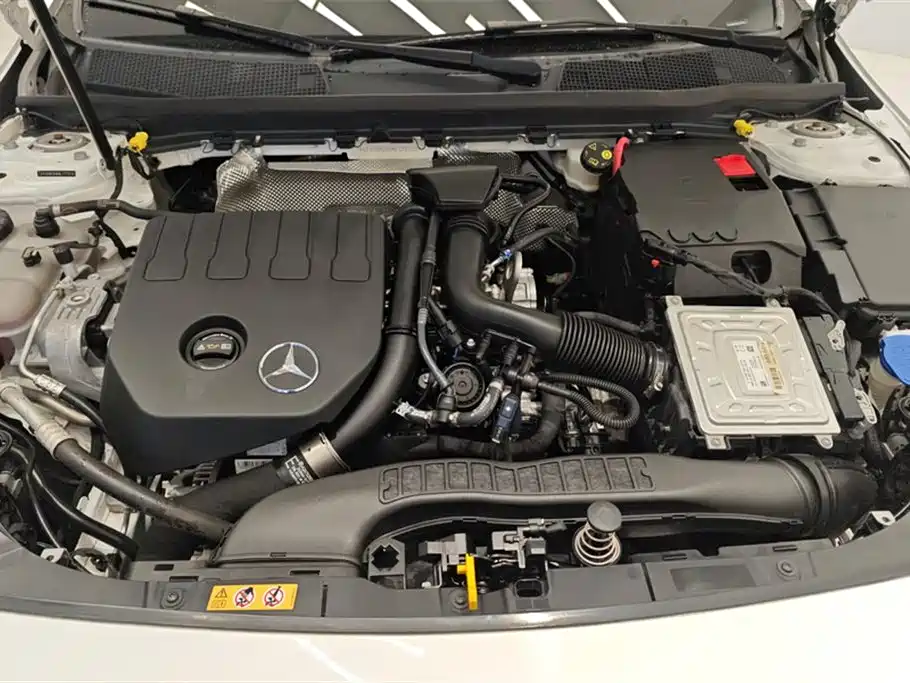 Mercedes-Benz A-Class 2021 — фото 10