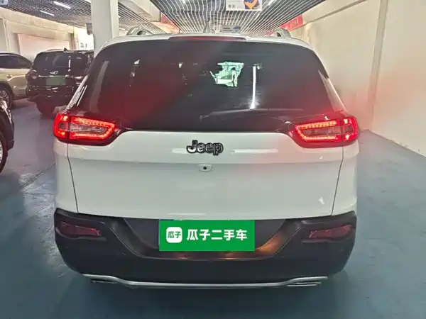 Jeep Cherokee 2018