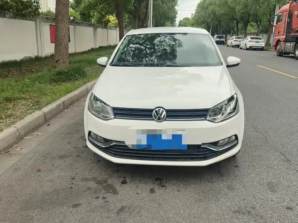 Volkswagen Polo 2015