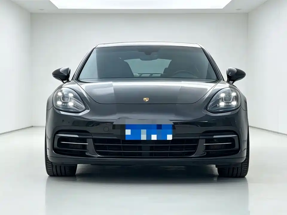 Porsche Panamera 2017 — фото 2