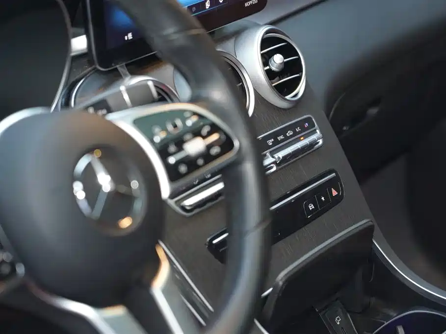 Mercedes-Benz GLC Coupe 2021 — фото 14