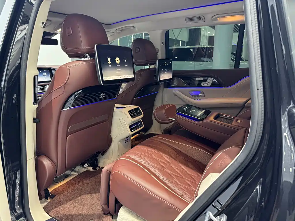 Mercedes-Benz GLS 2024 — фото 17