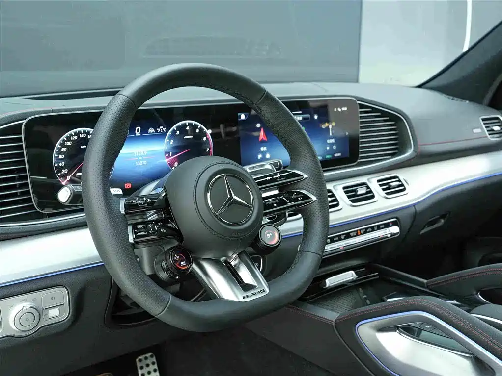 Mercedes-Benz GLE AMG 2026 — фото 7