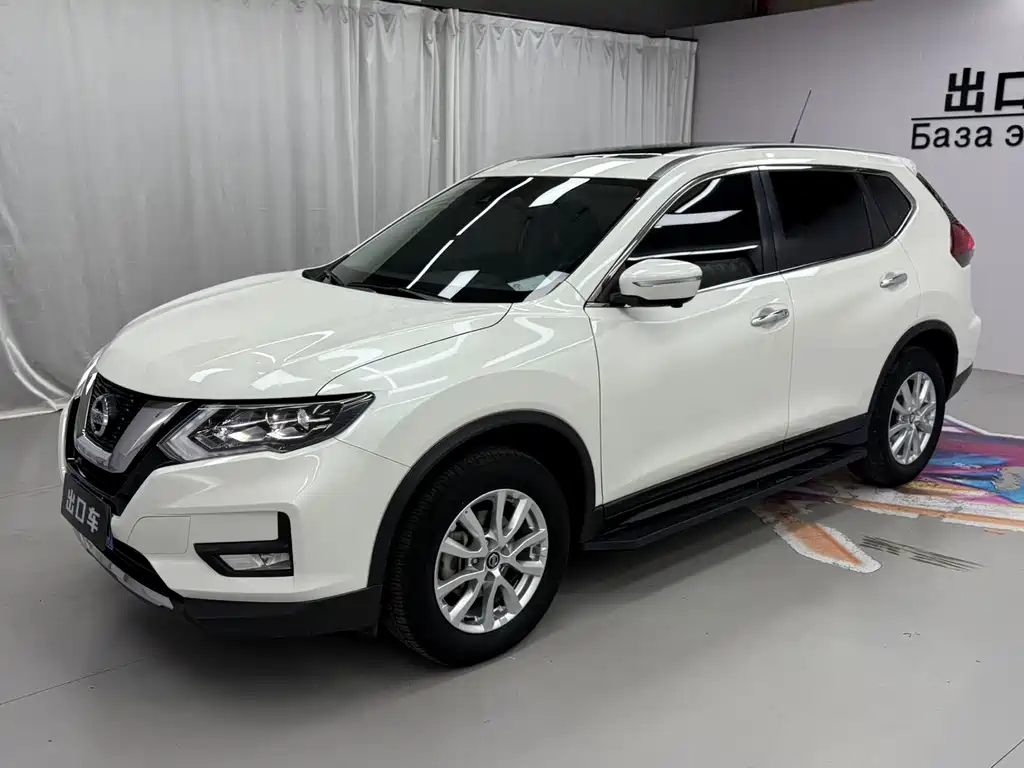 Nissan X-Trail 2022 — фото 1