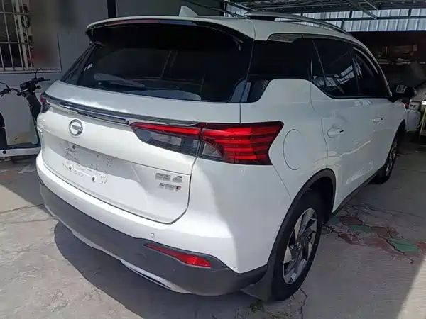 GAC Trumpchi GS4 2021