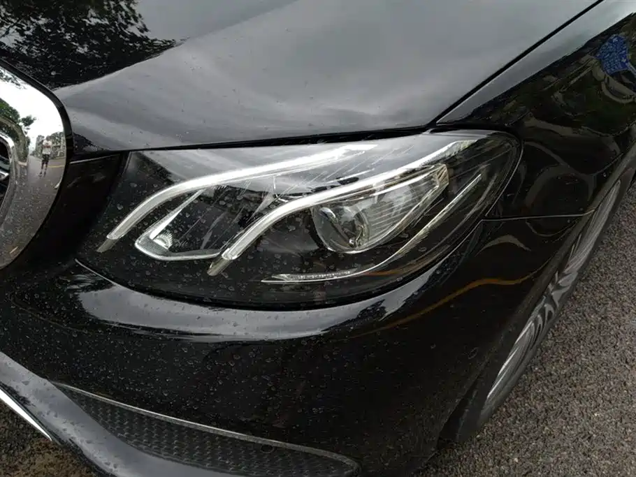 Mercedes-Benz E-Class 2020