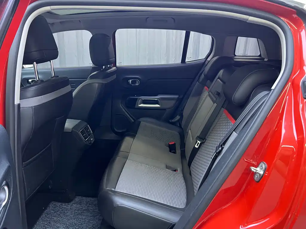 Citroën C5 Aircross 2018 — фото 17