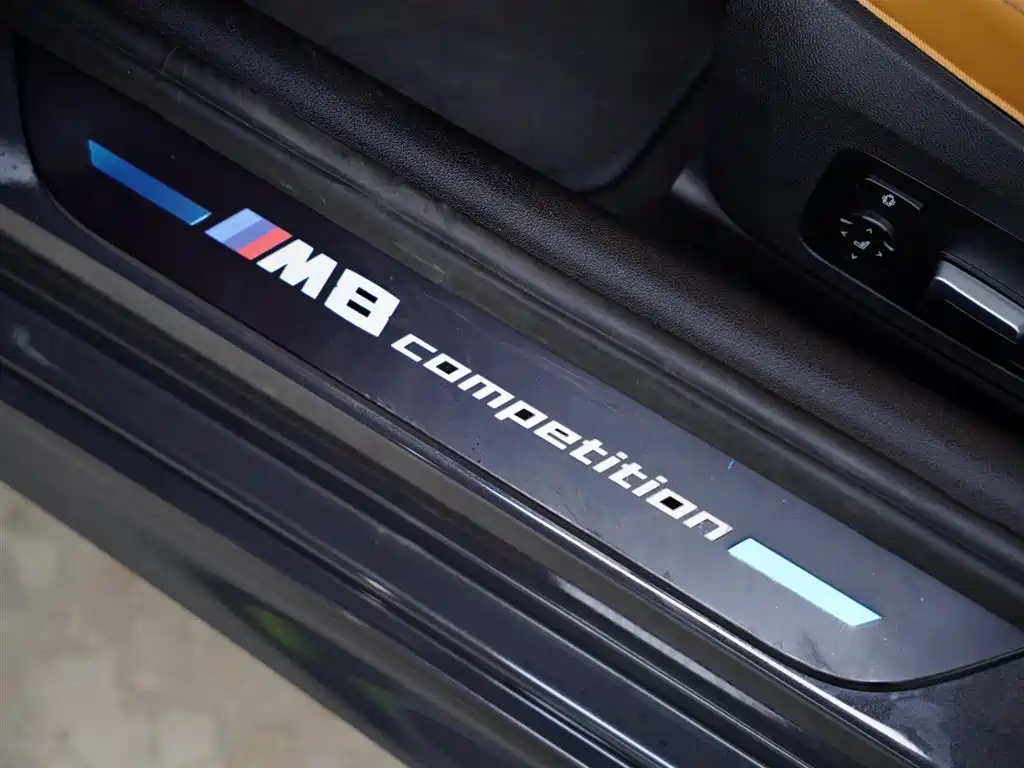 BMW M8 2021 — фото 37