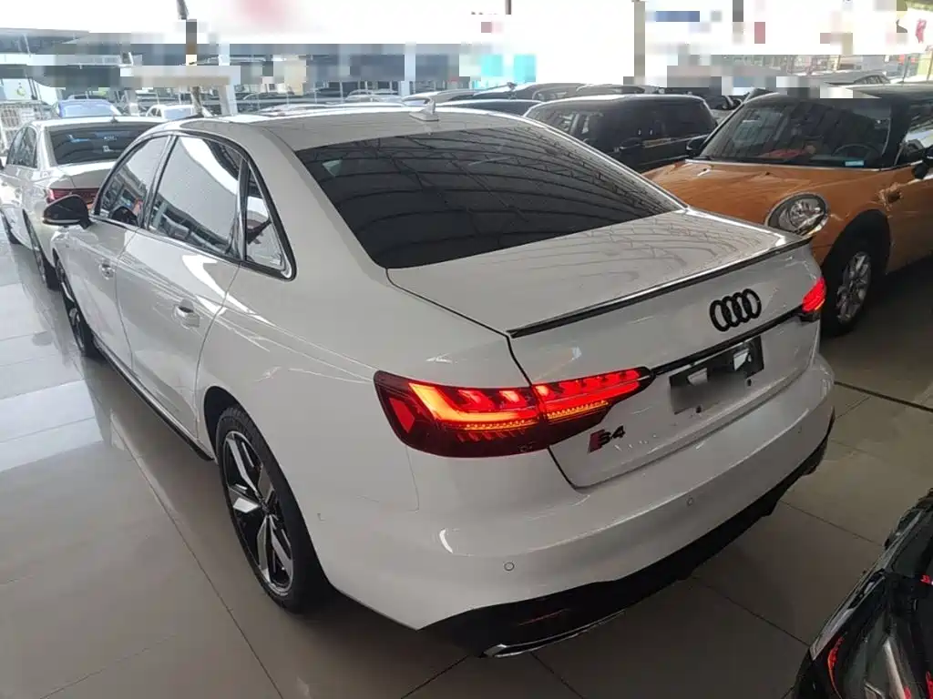 Audi A4L 2022
