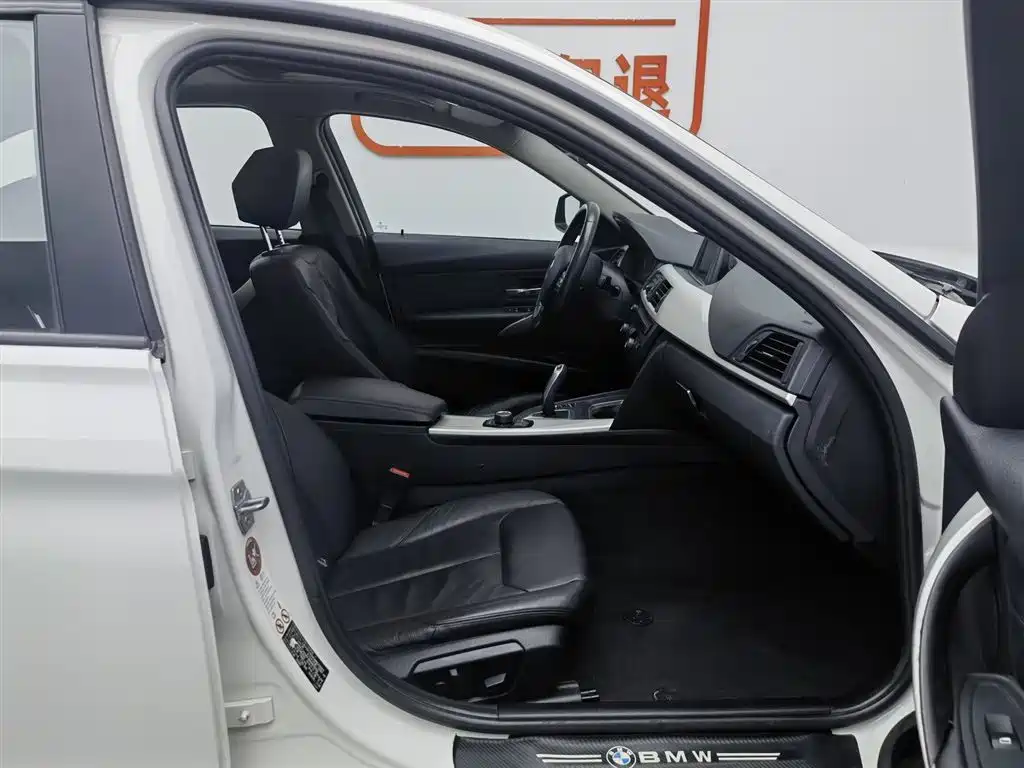 BMW 3 Series 2013 — фото 23