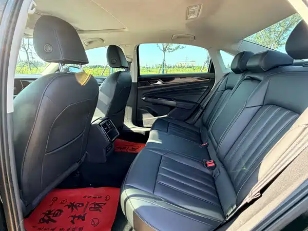 Volkswagen Passat 2021