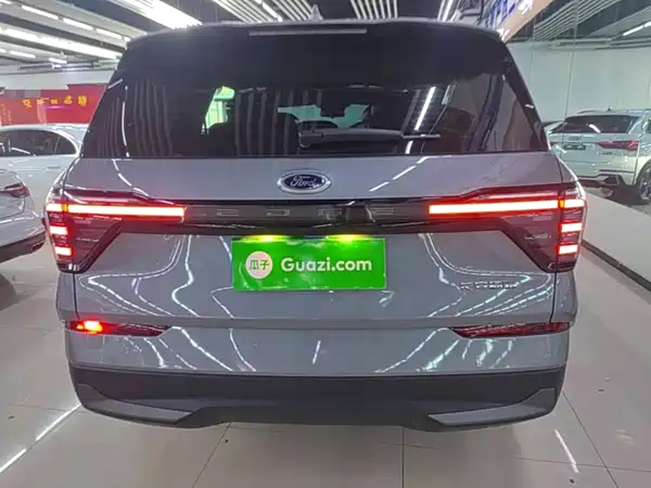 Ford Edge 2025