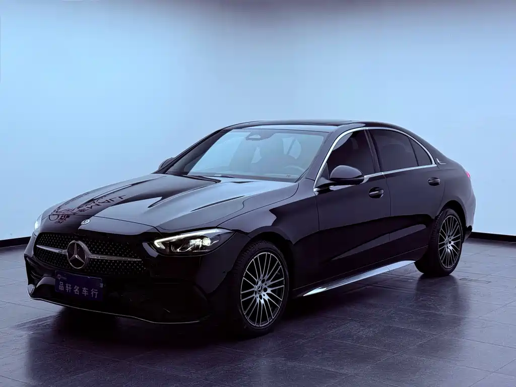 Mercedes-Benz C-Class 2023 — фото 3