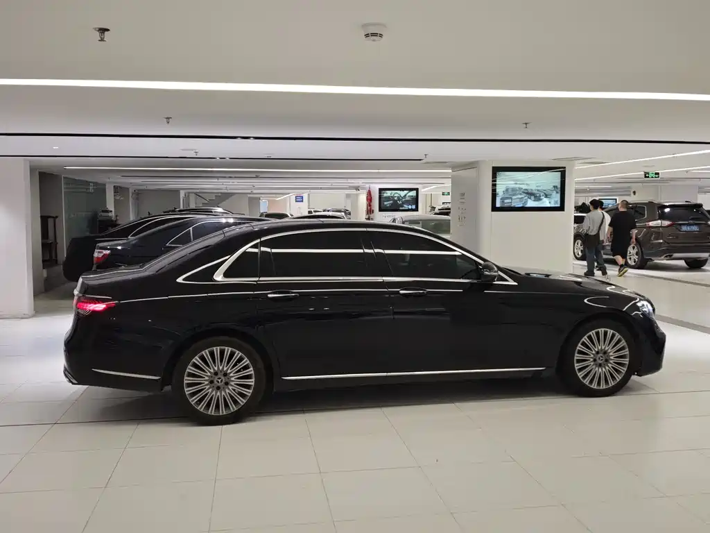 Mercedes-Benz E-Class 2021