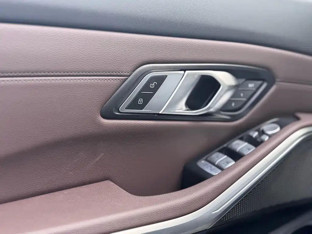 BMW 3 Series — фото 10