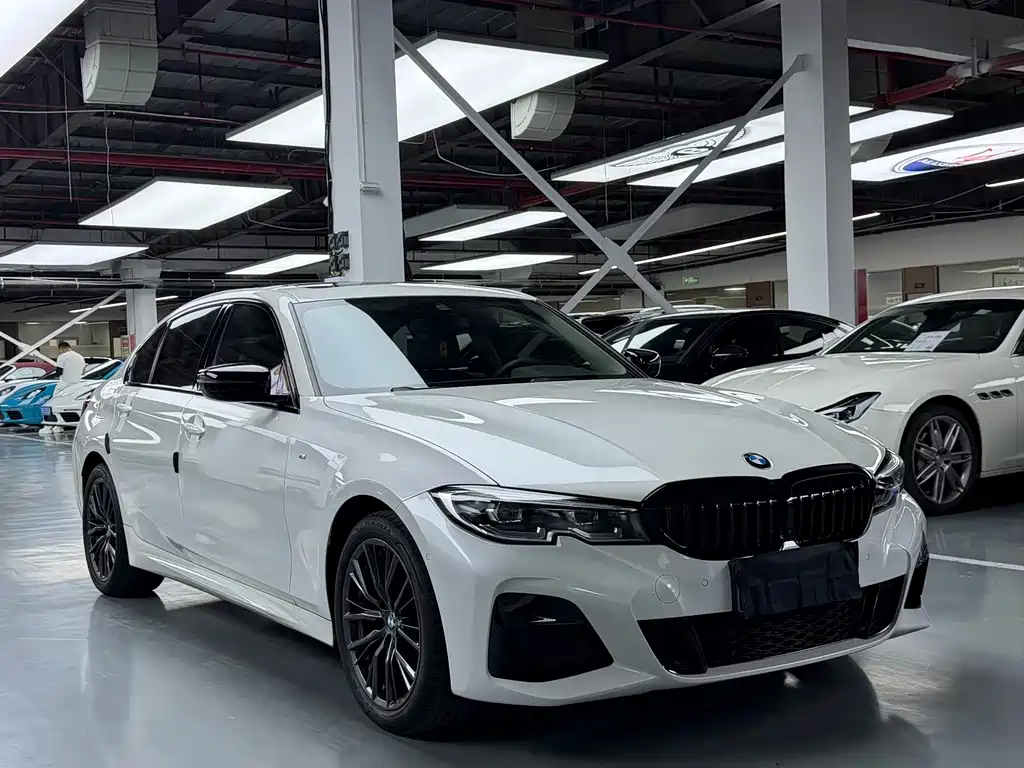 BMW 3 Series 2020
