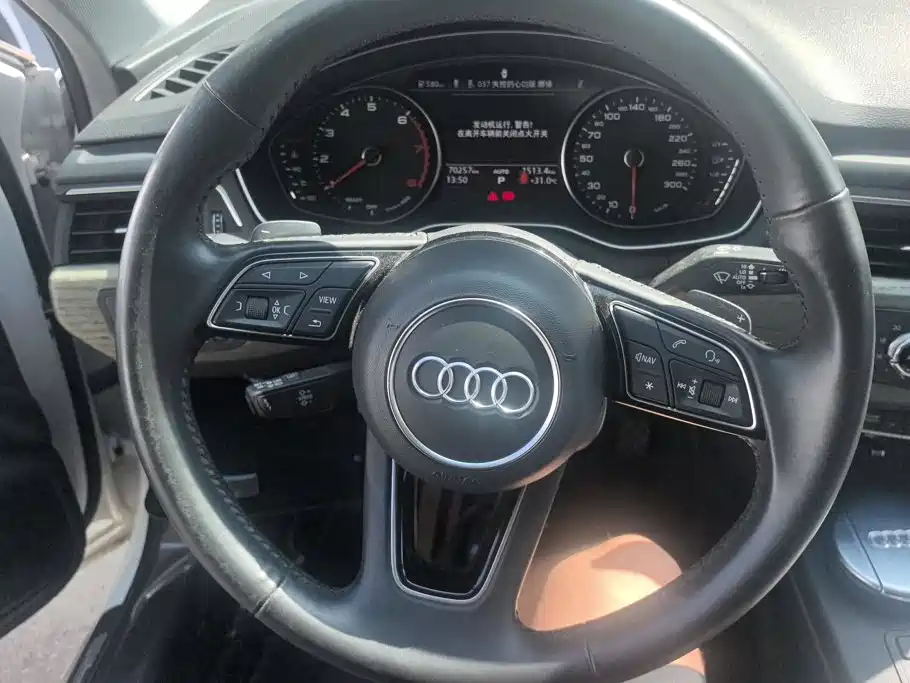 Audi A4L 2019 — фото 14