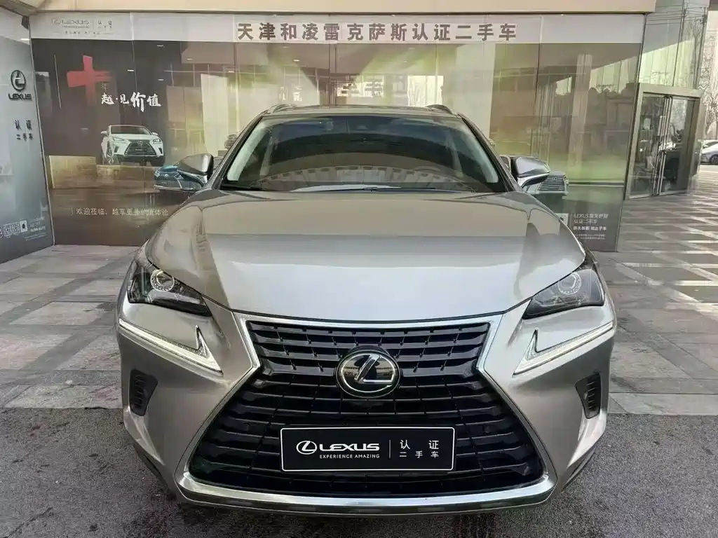 Lexus NX 2018 — фото 2