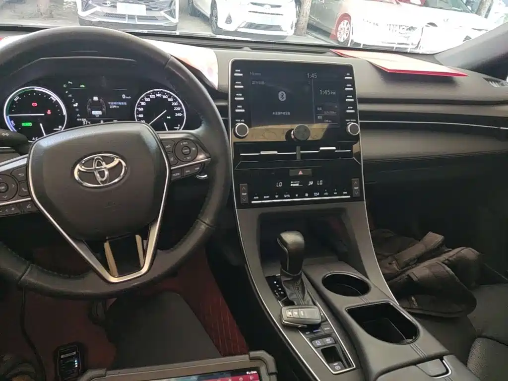 Toyota Avalon 2020 — фото 10