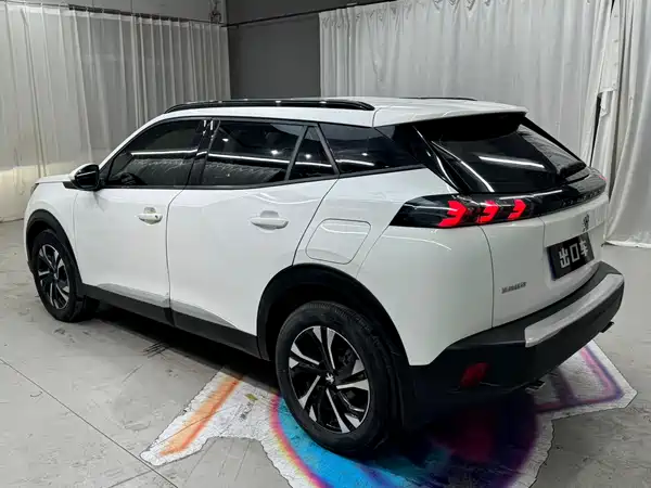 Peugeot 2008 2022