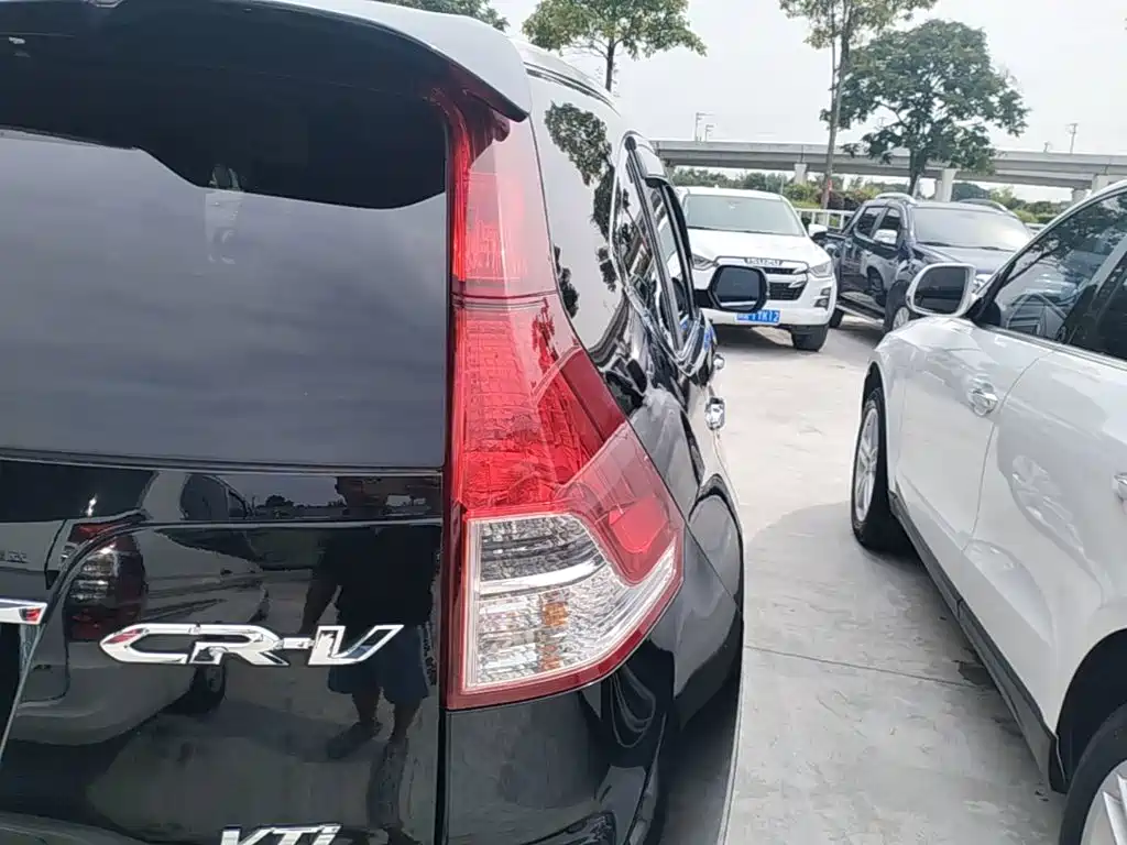 Honda CR-V 2015 — фото 8