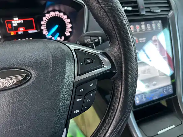 Ford Mondeo 2019