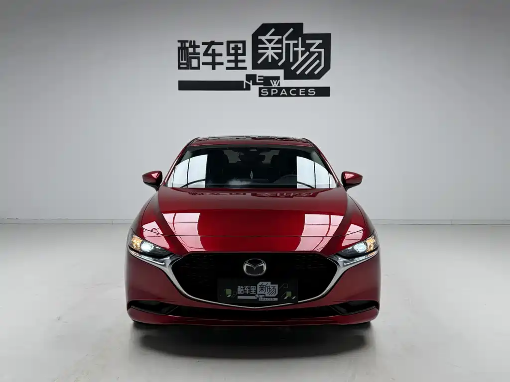 Mazda 3 Axela 2023