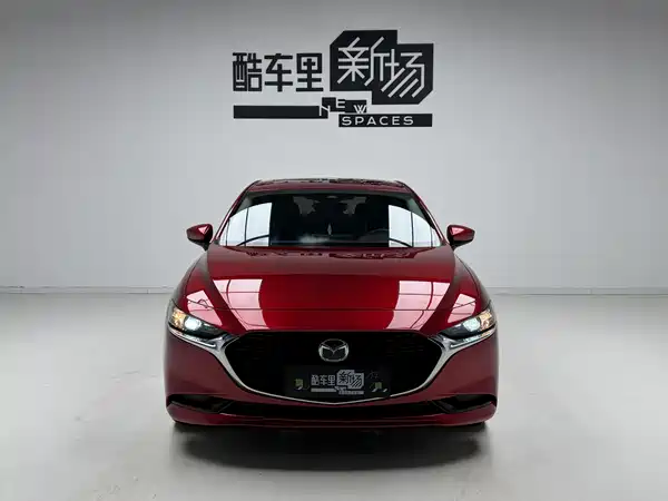 Mazda 3 Axela 2023