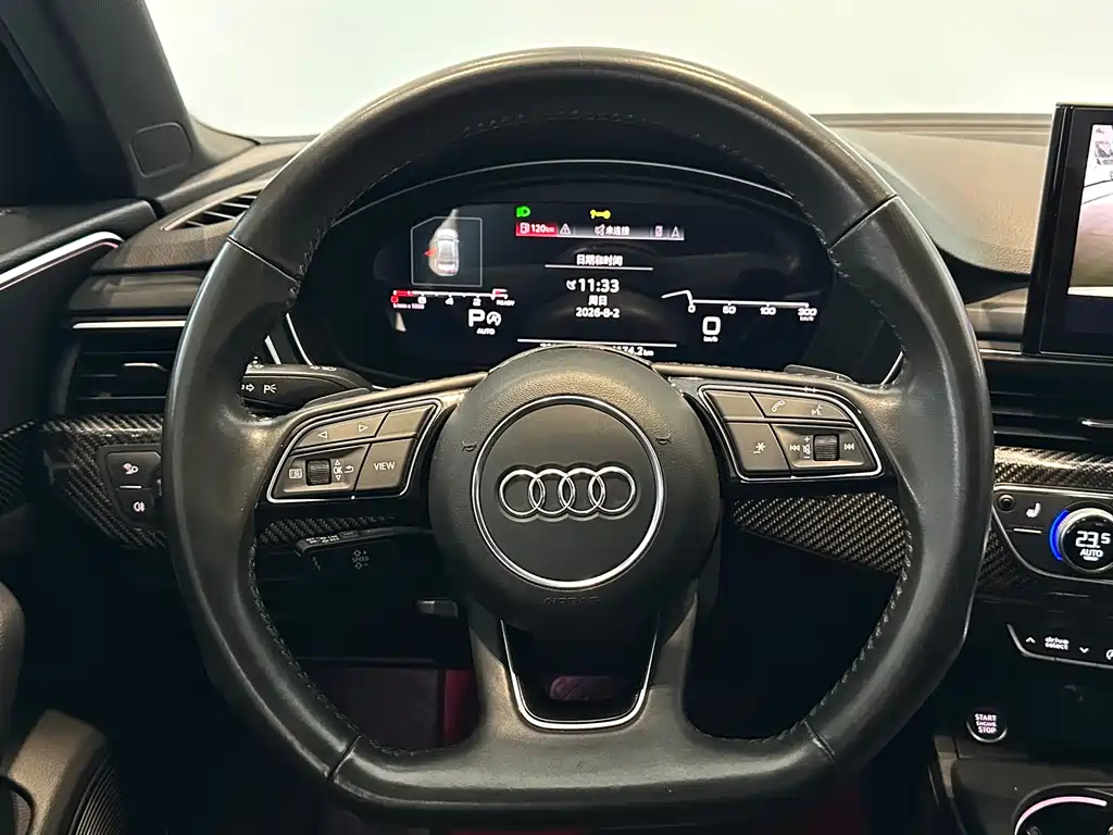 Audi A4L 2021 — фото 14