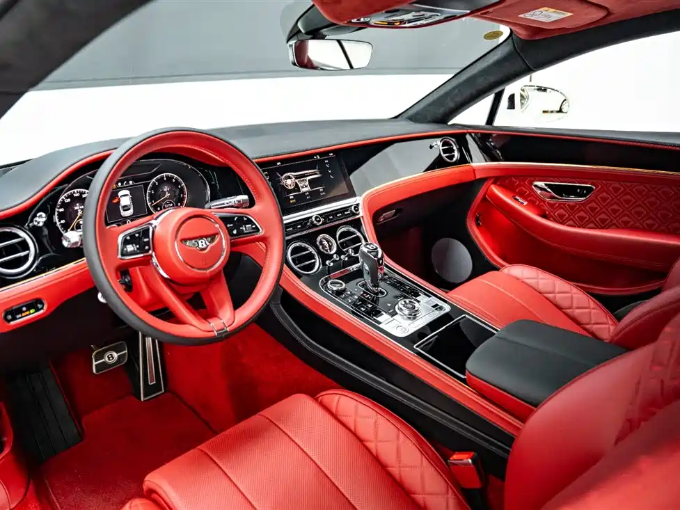 Bentley Continental 2022 — фото 8