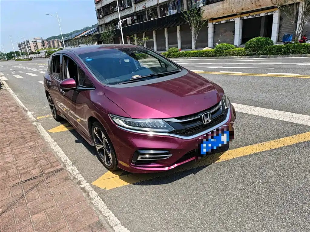 Honda Jade 2017 — фото 3