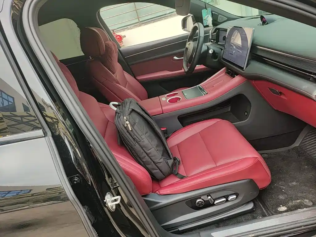 AITO M5 2025 — фото 25