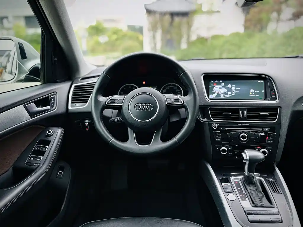 Audi Q5 2017 — фото 9