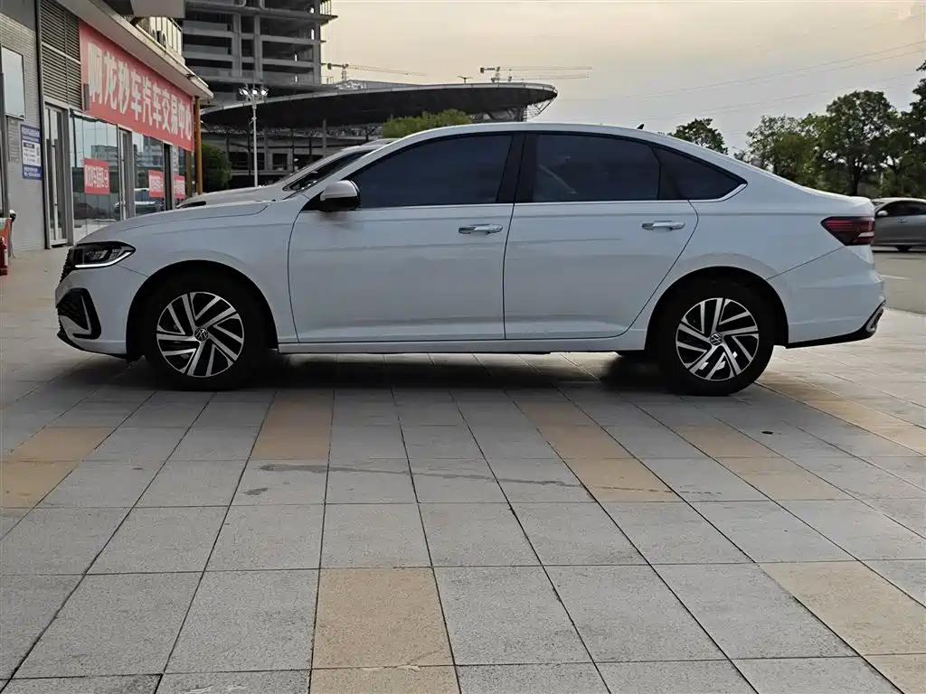 Volkswagen Lavida 2024