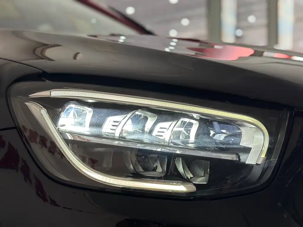 Mercedes-Benz GLC 2021