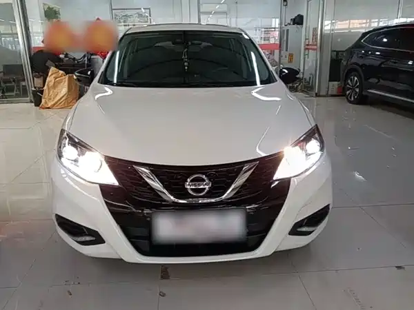 Nissan Tiida 2024