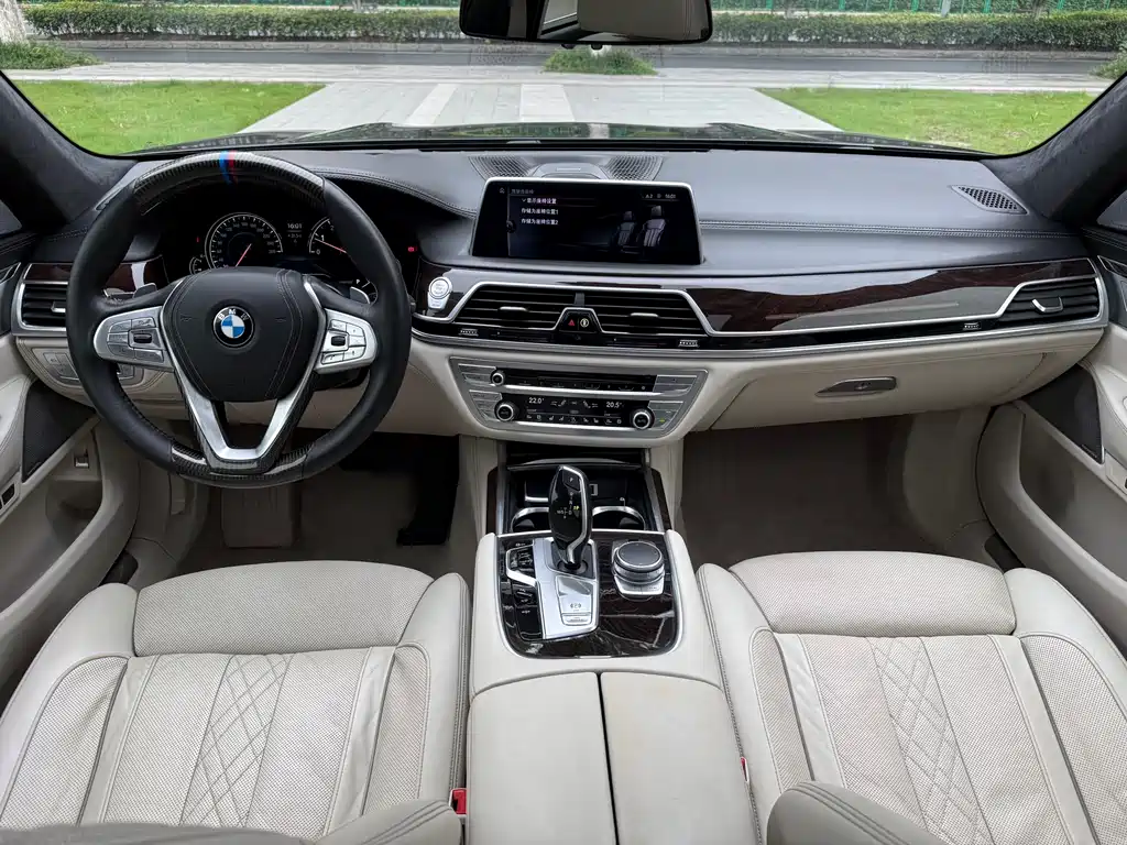 BMW 7 Series 2016