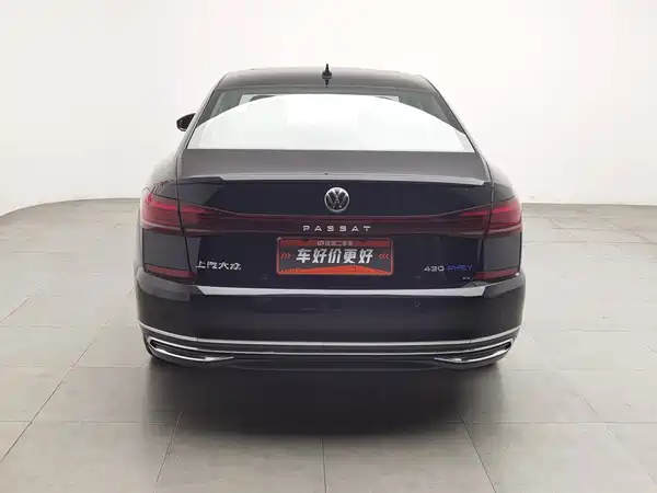 Volkswagen Passat Plug-In Hybrid 2023