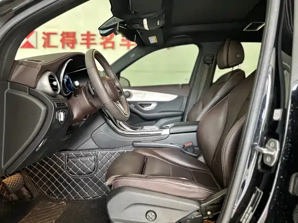 Mercedes-Benz GLC 2021