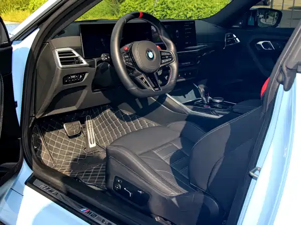 BMW M2 2025