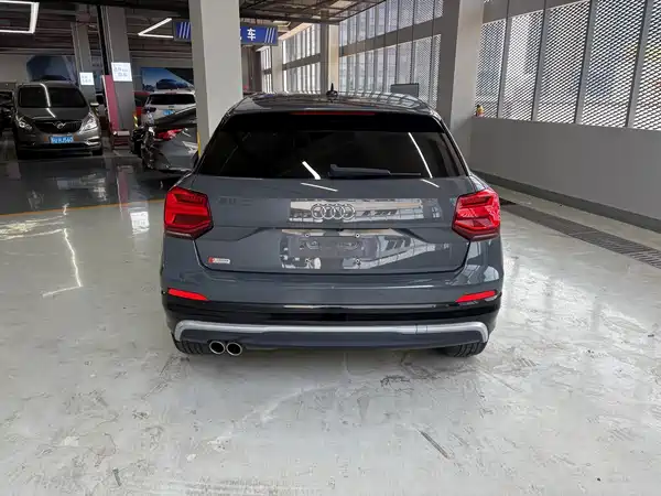 Audi Q2L 2020