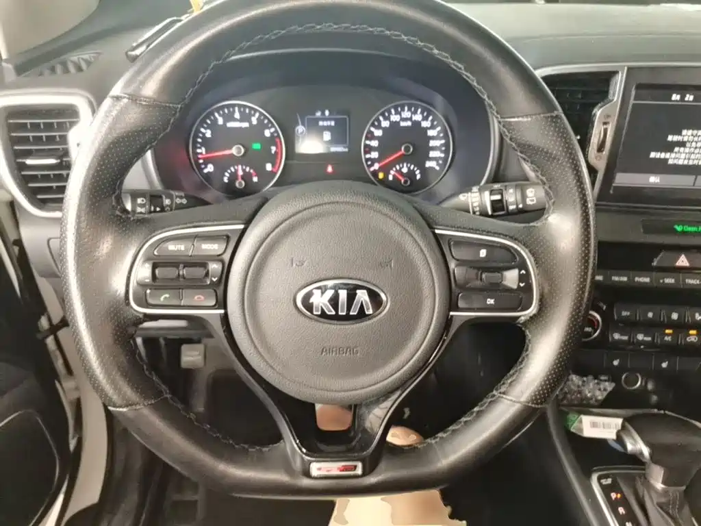 Kia KX5 2016 — фото 11