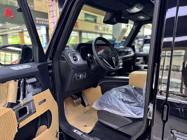 Mercedes-Benz G-Class 2025