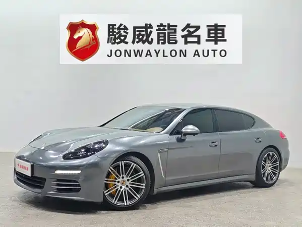 Porsche Panamera 2015