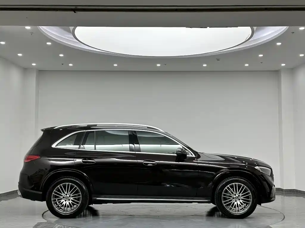 Mercedes-Benz GLC 2024