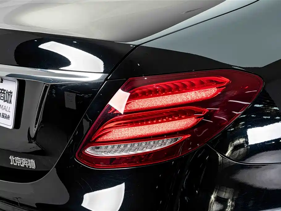 Mercedes-Benz E-Class 2018 — фото 8