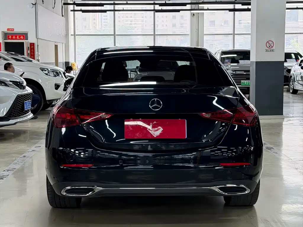 Mercedes-Benz C-Class 2023 — фото 8