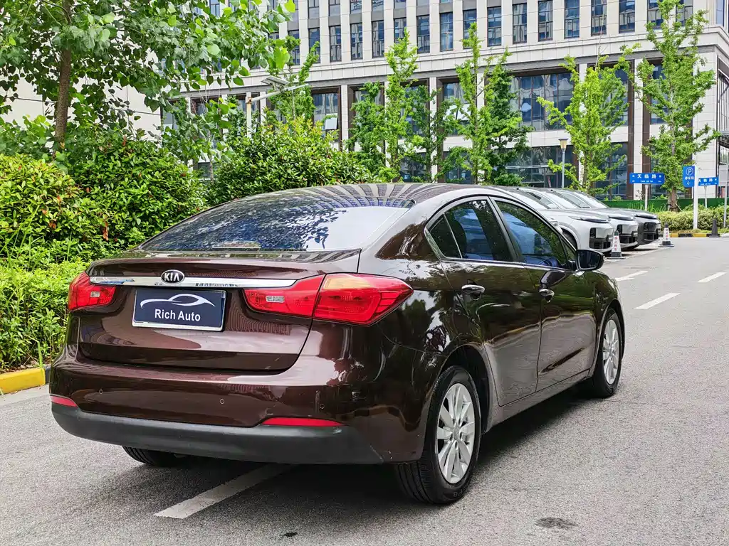 Kia K3 2013